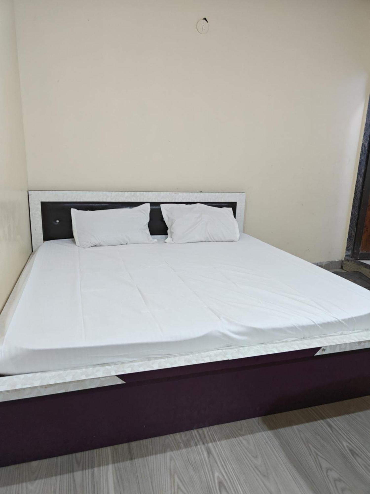 Hotel Shyam Sarover And Restaurant Ringas Chambre photo