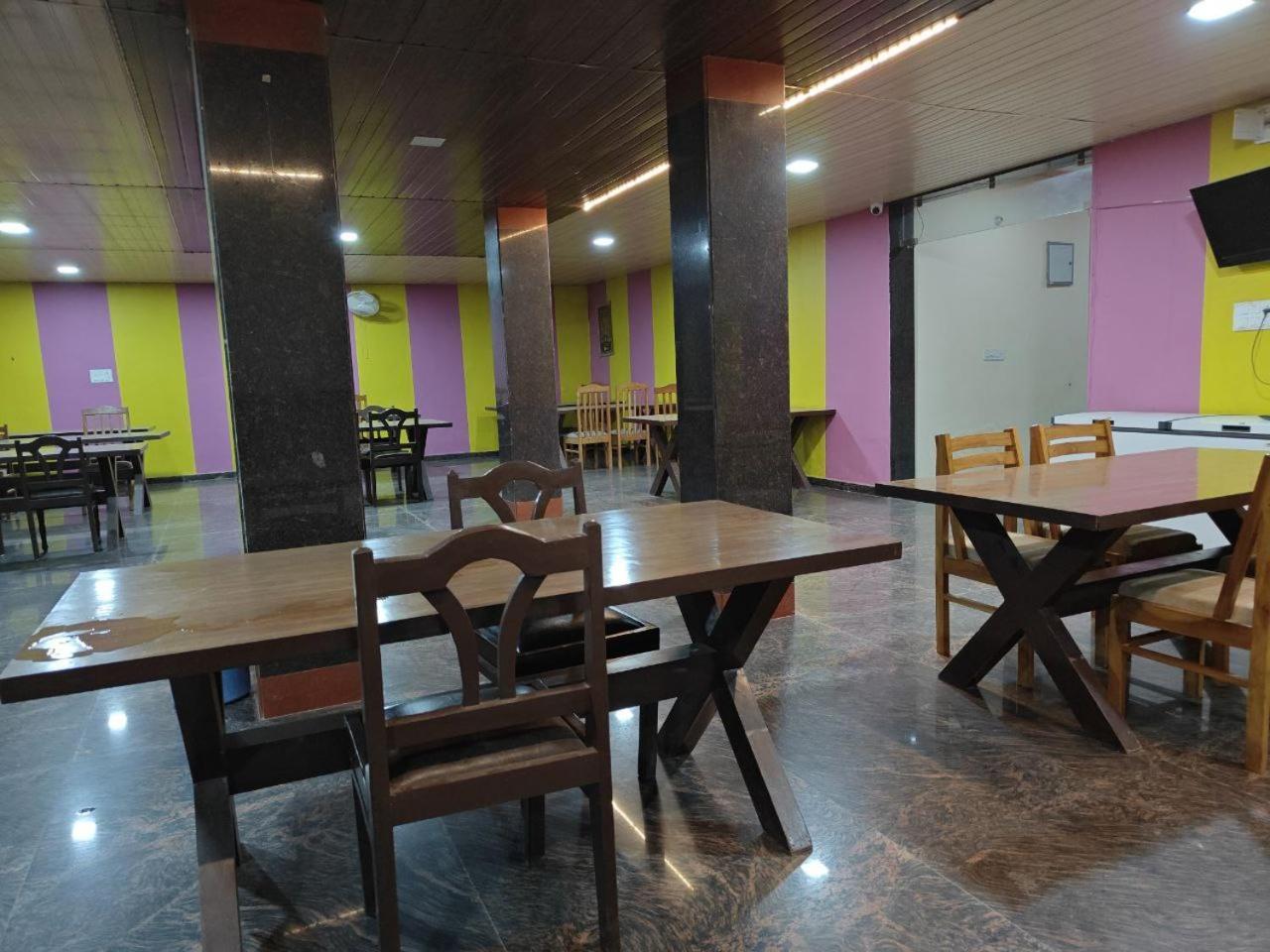 Hotel Shyam Sarover And Restaurant Ringas Extérieur photo