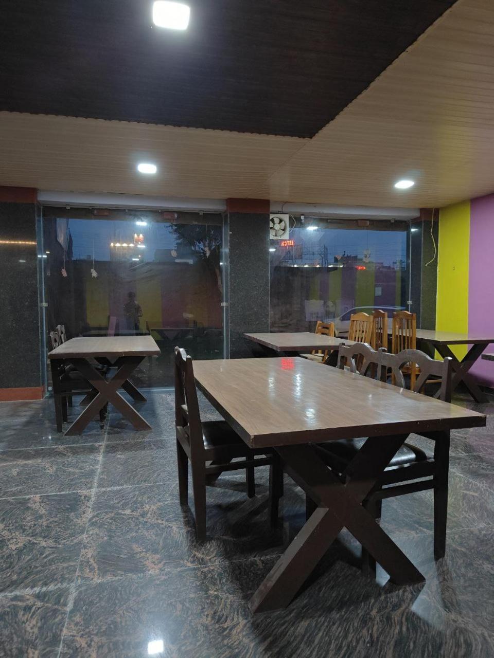 Hotel Shyam Sarover And Restaurant Ringas Extérieur photo