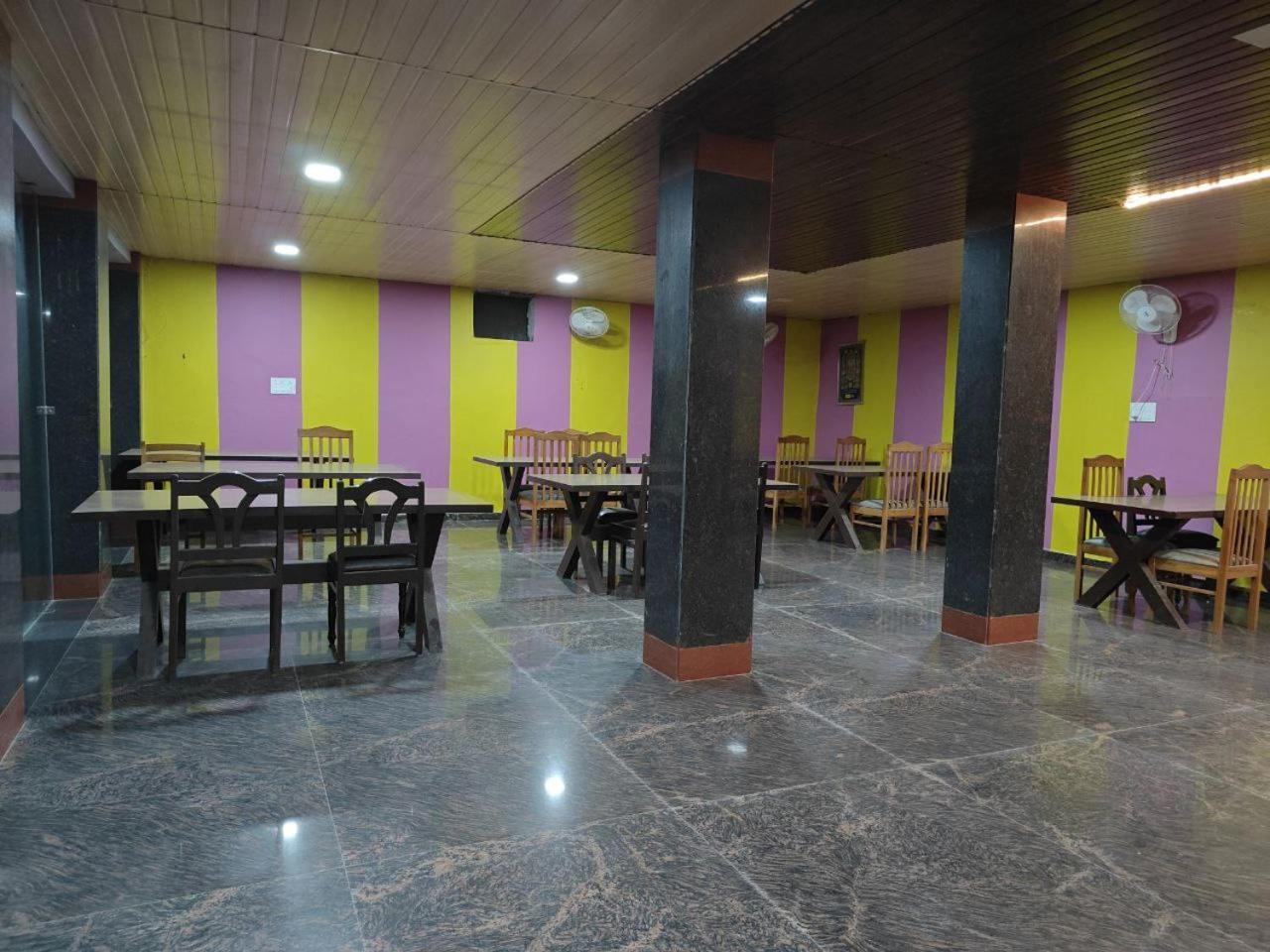Hotel Shyam Sarover And Restaurant Ringas Extérieur photo