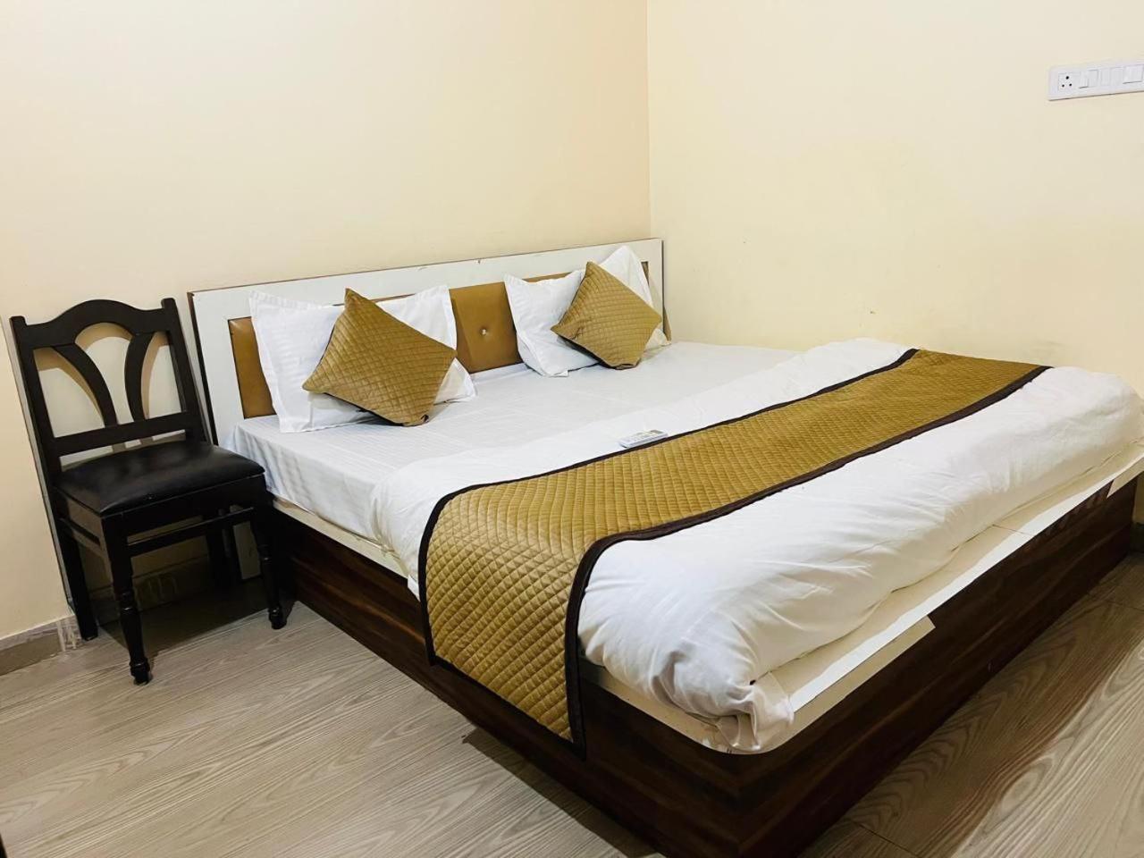 Hotel Shyam Sarover And Restaurant Ringas Extérieur photo