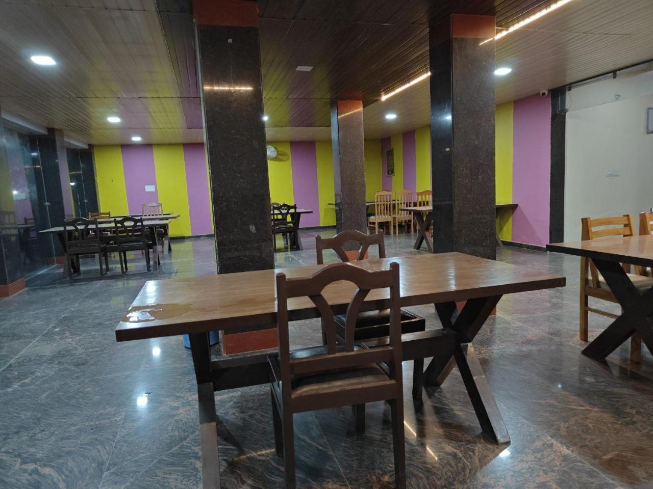 Hotel Shyam Sarover And Restaurant Ringas Extérieur photo